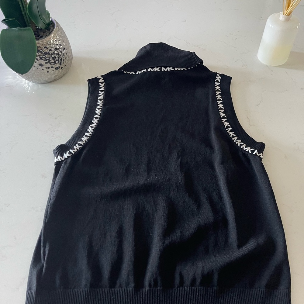 $25 Michael Kors Top Size S. Worn once!